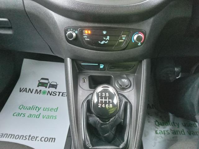 2019 Ford Transit Courier 1.5 Tdci Trend Van [6 Speed] (FL19JVE) Image 22