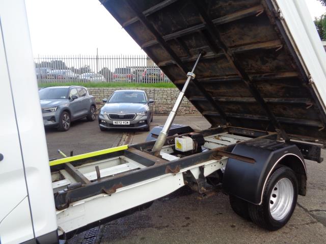 2021 Ford Transit 350 L2 RWD 2.0 Ecoblue 130PS Leader Tipper (1 Way) (FL21CKK) Image 16