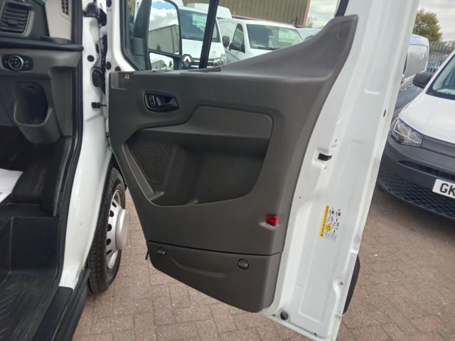 2021 Ford Transit 2.0 Ecoblue 130Ps Chassis Cab (FL21EZR) Image 29