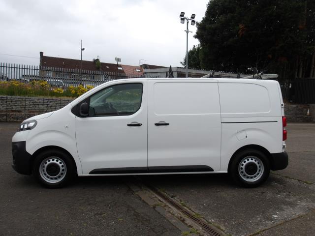 2022 Vauxhall Vivaro 2700 1.5D 100Ps Dynamic H1 Van (FL22JVO) Image 5