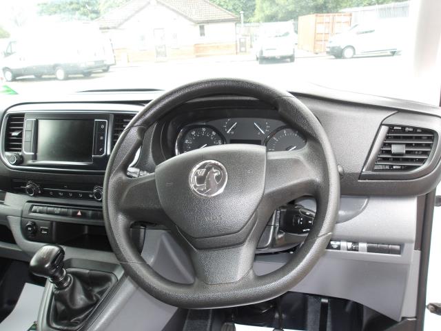 2022 Vauxhall Vivaro 2700 1.5D 100Ps Dynamic H1 Van (FL22JVO) Image 18