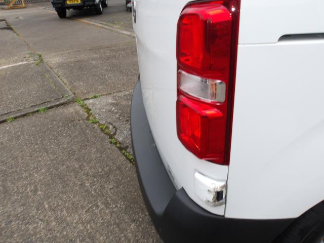 2022 Vauxhall Vivaro 2700 1.5D 100Ps Dynamic H1 Van (FL22JVO) Image 10
