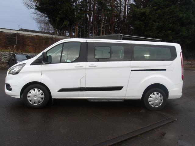 2018 Ford Tourneo Custom 2.0 Ecoblue 130Ps Low Roof 9 Seater (FL68BLK) Image 4