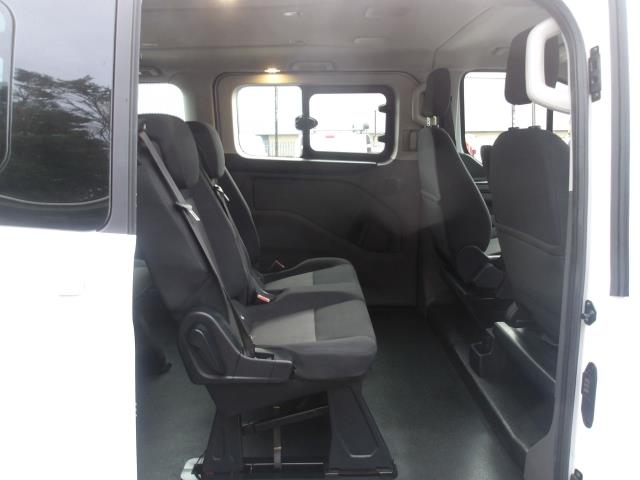 2018 Ford Tourneo Custom 2.0 Ecoblue 130Ps Low Roof 9 Seater (FL68BLK) Image 24