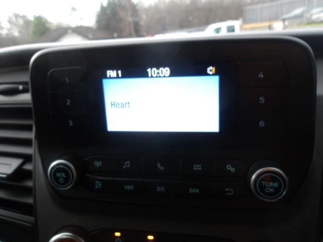 2018 Ford Tourneo Custom 2.0 Ecoblue 130Ps Low Roof 9 Seater (FL68BLK) Image 34