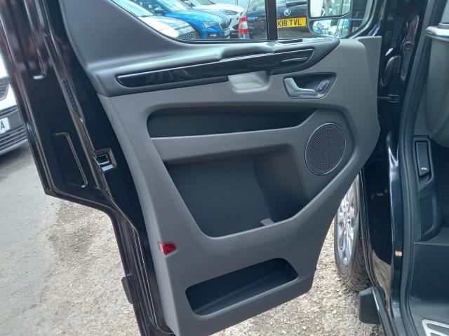 2020 Ford Tourneo Custom 2.0 Ecoblue 185Ps L/R 8 Seat Titanium X Auto (FL70BLV) Image 17