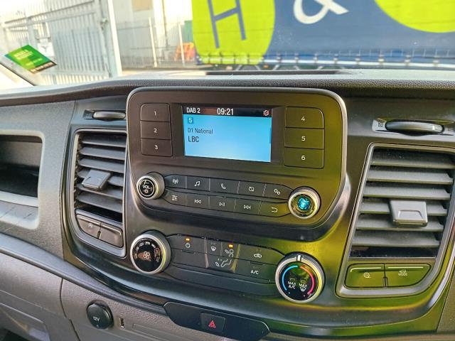 2022 Ford Transit Custom 300 L1 2.0TDCI 105PS LOW ROOF DOUBLE CAB EURO 6 (FL72SVK) Image 14