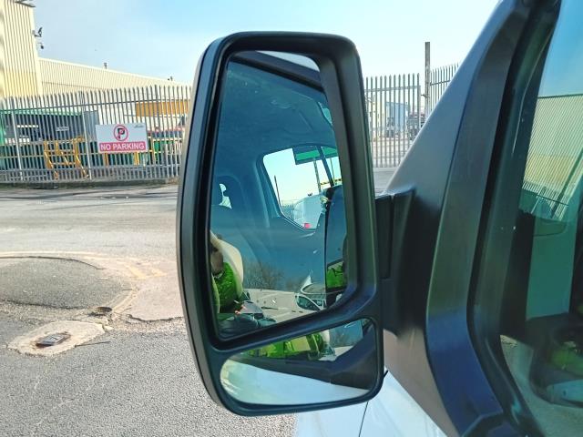 2022 Ford Transit Custom 300 L1 2.0TDCI 105PS LOW ROOF DOUBLE CAB EURO 6 (FL72SVK) Image 40