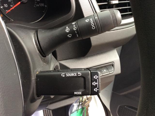 2022 Renault Trafic Ll30 Blue Dci 130 Business+ Van (FL72VWR) Image 32