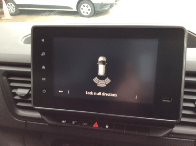 2022 Renault Trafic Ll30 Blue Dci 130 Business+ Van (FL72VWR) Image 21