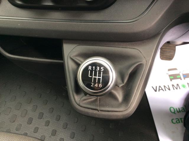 2022 Renault Trafic Ll30 Blue Dci 130 Business+ Van (FL72VWR) Image 27