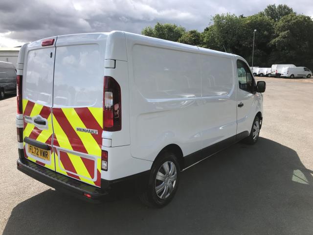 2022 Renault Trafic Ll30 Blue Dci 130 Business+ Van (FL72VWR) Image 11