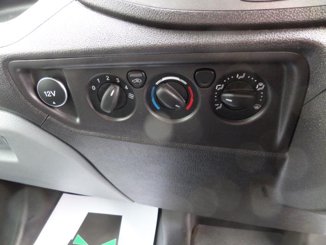 2017 Ford Transit 2.0 Tdci 130Ps H3 Van Euro 6 (FM17VUT) Image 16