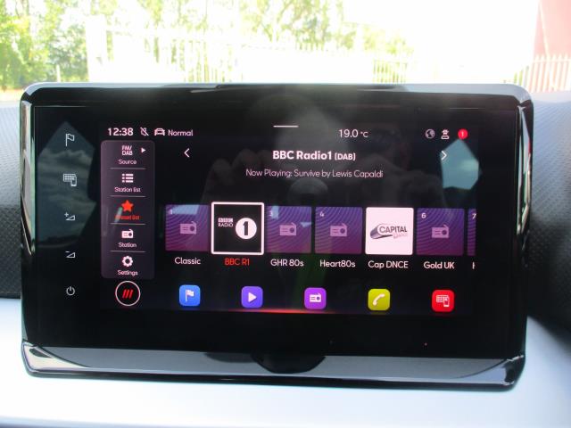 2023 Seat Arona 1.0 Tsi 110 Fr Sport 5Dr (FN23MYH) Image 22