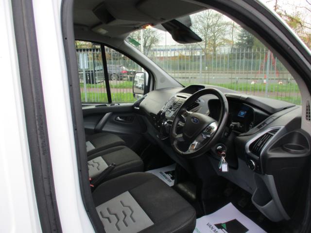 2017 Ford Transit Custom 290 L1 FWD 2.0TDCI 130PS HIGH ROOF LIMITED *WITH INBUILT TAIL LIFT* (FN67ZVK) Image 14