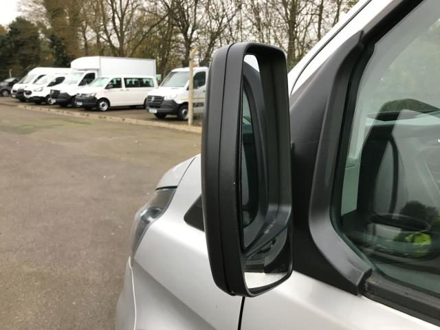 2018 Ford Transit Custom 2.0 Tdci 105Ps Low Roof Kombi Van (FN68ZFU) Image 18