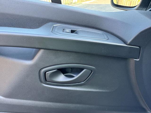 2022 Renault Trafic Ll30 Blue DCI 130 Business+ Van (FN72HHY) Image 41