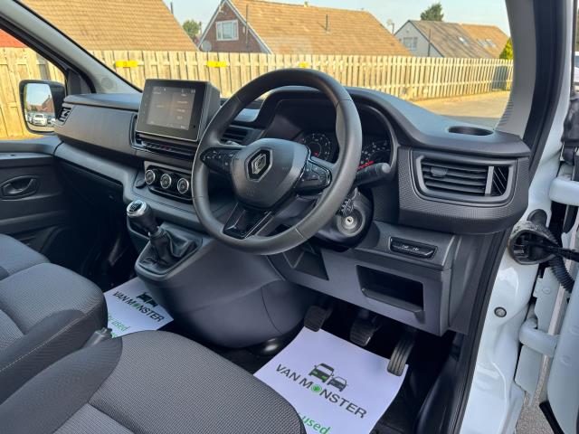 2022 Renault Trafic Ll30 Blue DCI 130 Business+ Van (FN72HHY) Image 14