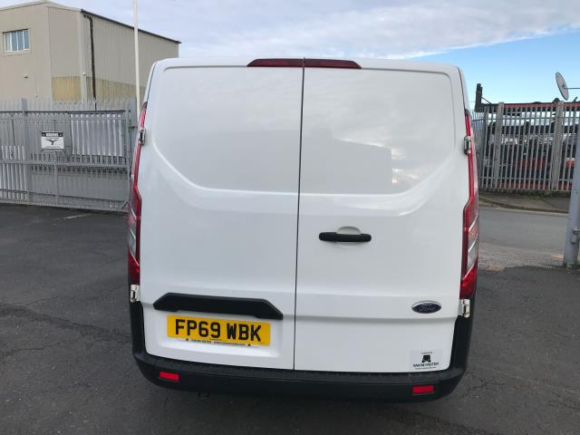 2019 Ford Transit Custom 300 L1 2.0ECOBLUE 105PS LOW ROOF DOUBLE CAB LEADER EURO 6 (FP69WBK) Image 18