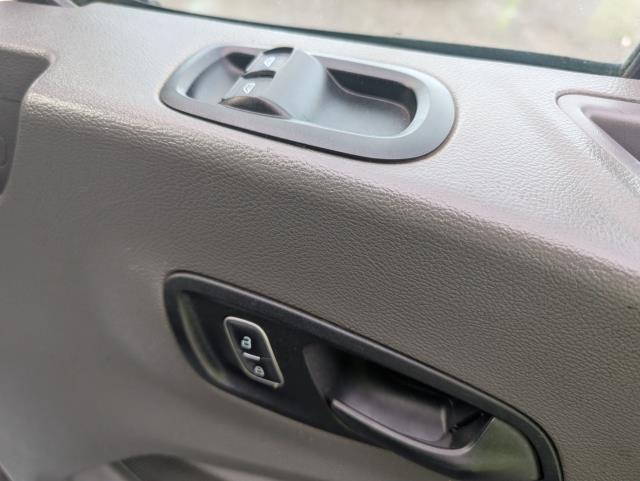 2022 Ford Transit 2.0 Ecoblue 130Ps Double Cab Tipper [1 Way] (FP71XLD) Image 19