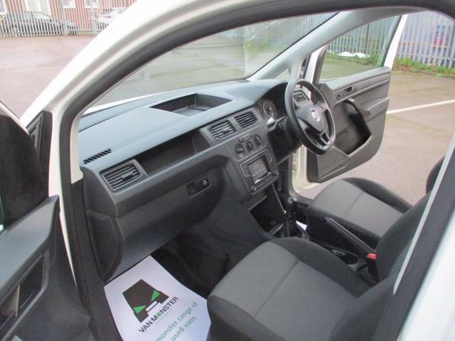 2017 Volkswagen Caddy Maxi  2.0 102PS BLUEMOTION TECH 102 STARTLINE EURO 6 (GC17CJO) Image 23