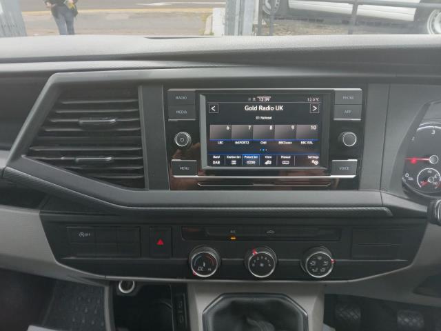 2021 Volkswagen Transporter 2.0 Tdi 110 Startline Van (GC21SWF) Image 27