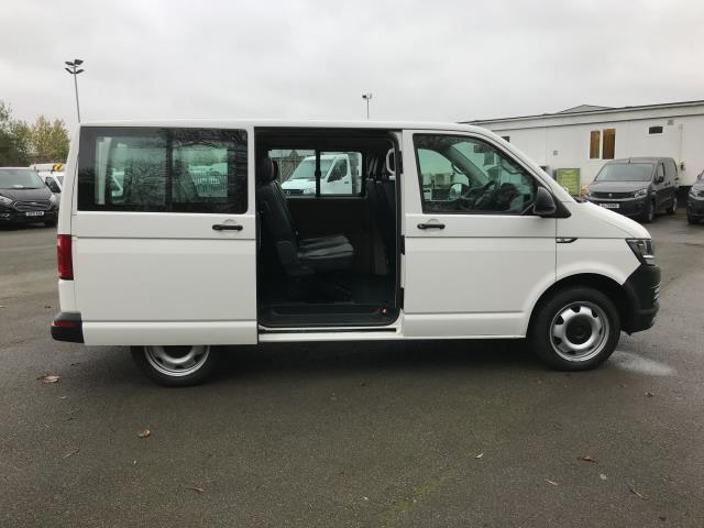 2018 Volkswagen Transporter Shuttle 2.0 Tdi Bmt 150Ps S Minibus Dsg (GD18XOW) Image 13