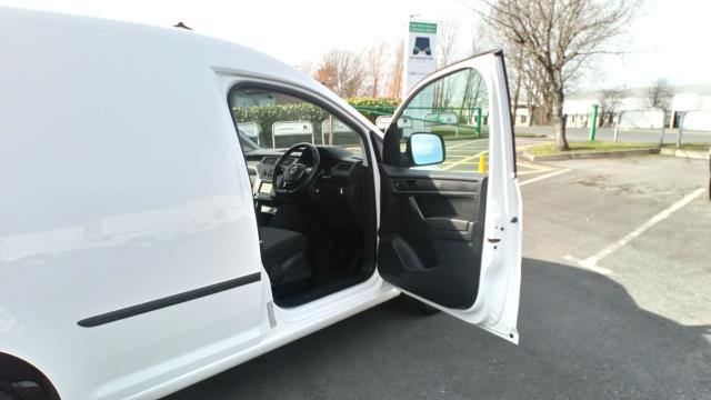2018 Volkswagen Caddy 2.0 Tdi Bluemotion Tech 102Ps Startline Van (GD18XPP) Image 13