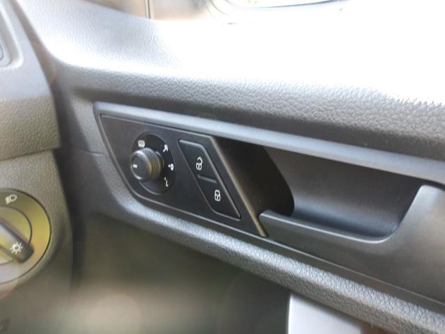 2019 Volkswagen Caddy Maxi 2.0 Tdi Bluemotion Tech 102Ps Startline Van (GD19AVZ) Image 23