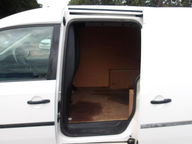 2019 Volkswagen Caddy 2.0 Tdi Bluemotion Tech 102Ps Startline Van (GD19GXB) Image 16