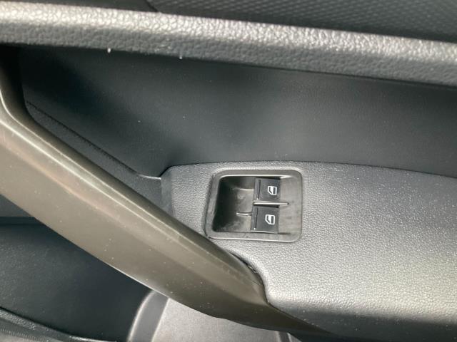 2019 Volkswagen Caddy 2.0 Tdi Bluemotion Tech 102Ps Startline Van (GD19GYB) Image 27