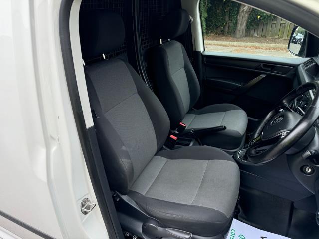 2019 Volkswagen Caddy 2.0 Tdi Bluemotion Tech 102Ps Startline Van (GD19VBO) Image 16