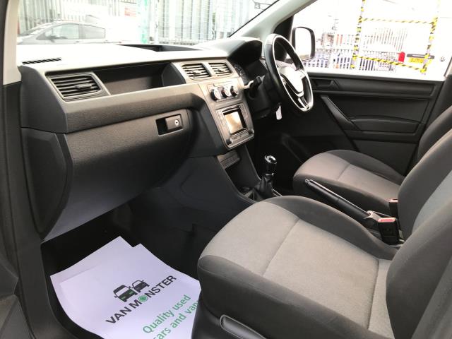 2019 Volkswagen Caddy C20 2.0TDI BMT 102PS TRENDLINE  AIR CON  EURO 6 (GD19VDF) Image 22