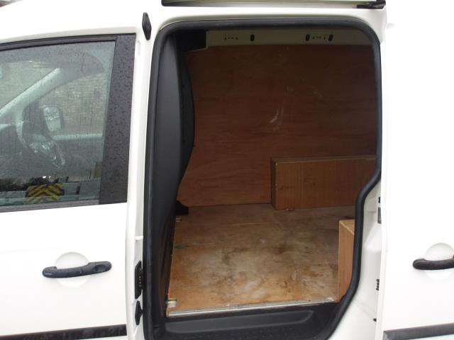 2019 Volkswagen Caddy 2.0 Tdi Bluemotion Tech 102Ps Startline Van (GD19XCP) Image 17