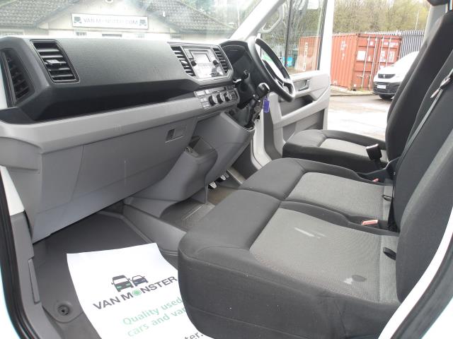 2022 Volkswagen Crafter 2.0 Tdi 140Ps Startline Business High Roof Van (GD22GPE) Image 24