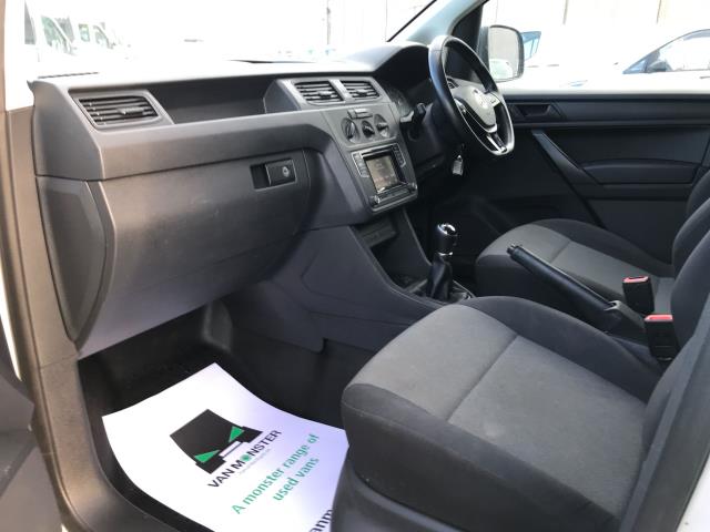 2018 Volkswagen Caddy Maxi  2.0 102PS BLUEMOTION TECH 102 STARTLINE EURO 6 (GD67ZXF) Image 19