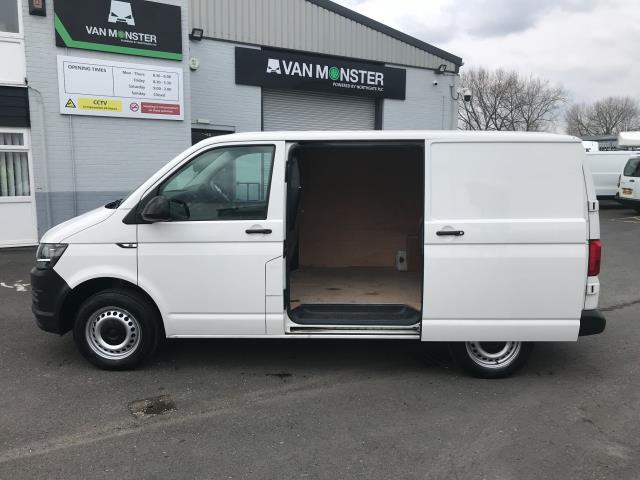 2018 Volkswagen Transporter  T28 SWB 2.0TDI BMT 84PS STARTLINE EURO 6 (GF18WNT) Image 7