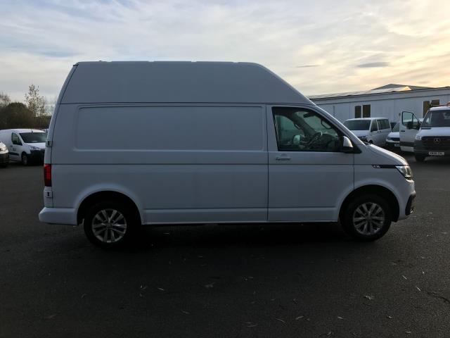 2021 Volkswagen Transporter 2.0 Tdi 110 High Roof Highline Van (GF21XZW) Image 12