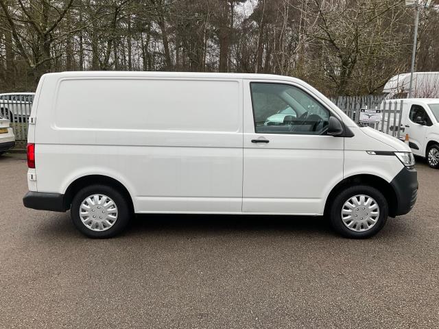 2022 Volkswagen Transporter 2.0 Tdi 110 Startline Business Van (GF22KXK) Image 15