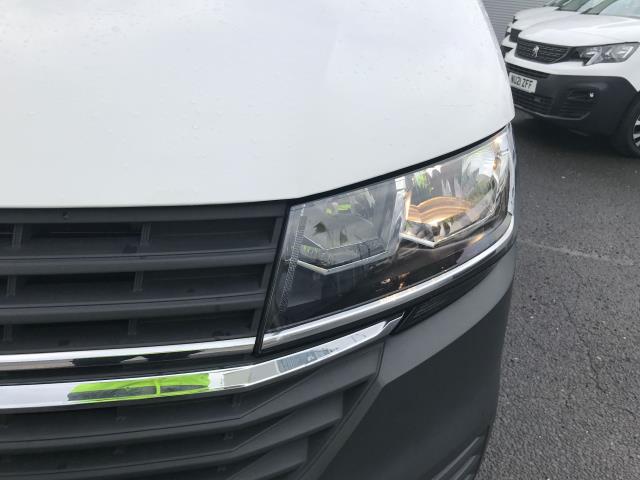 2022 Volkswagen Transporter T28 SWB STARTLINE 110PS BUSINESS  AIR CON  EURO 6 (GF22LVV) Image 42