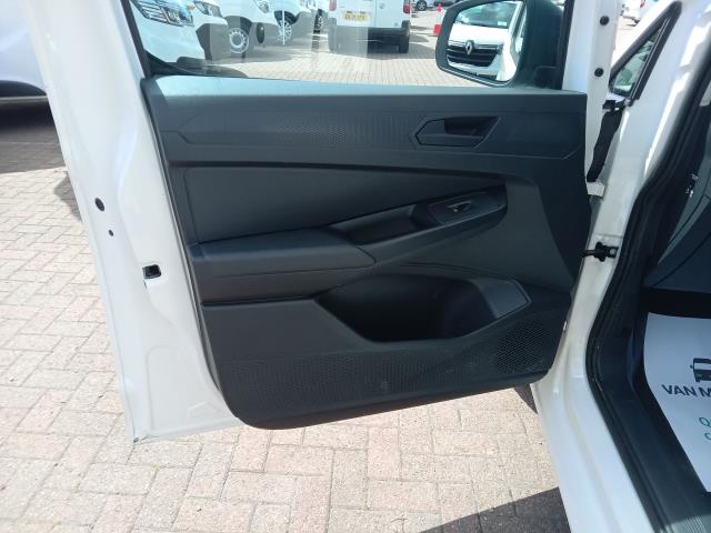 2022 Volkswagen Caddy 2.0 Tdi 102Ps Commerce Van [Business] (GF22MKG) Image 16
