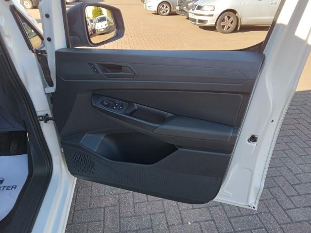 2022 Volkswagen Caddy 2.0 Tdi 102Ps Commerce Van [Business] (GF22MKJ) Image 32