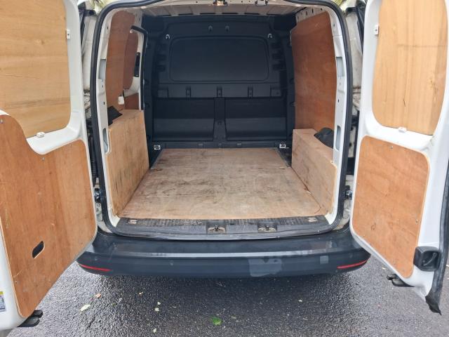 2022 Volkswagen Caddy C20 2.0TDI COMMERCE BUSINESS 102PS EURO 6 AIR CON  (GF22MVZ) Image 9