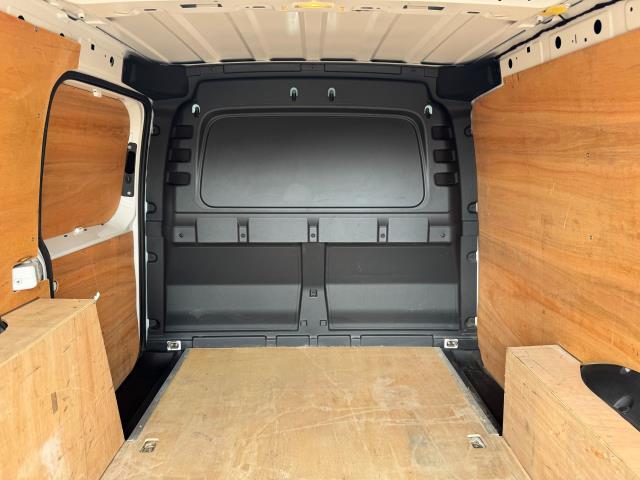 2022 Volkswagen Caddy 2.0 Tdi 102Ps Commerce Van [Business] *Limited to 68MPH* (GF22XWP) Image 51