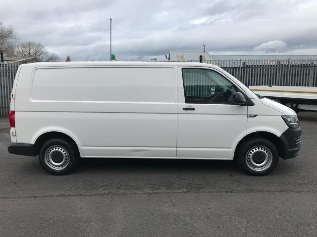 2018 Volkswagen Transporter  T30 LWB 2.0TDI BMT 102PS STARTLINE EURO 6 (GF68HKO) Image 5
