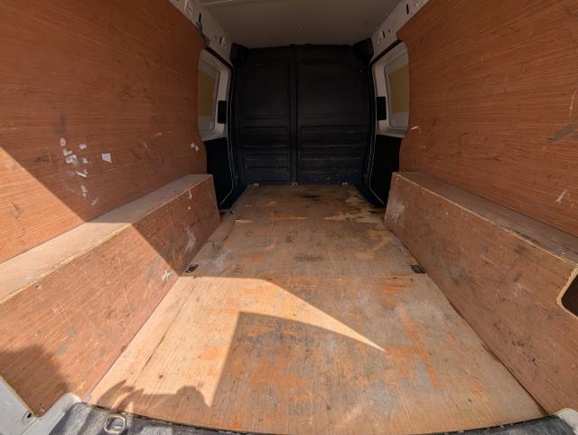2018 Volkswagen Caddy Maxi 2.0 Tdi Bluemotion Tech 102Ps Startline Van (GF68VJL) Image 14
