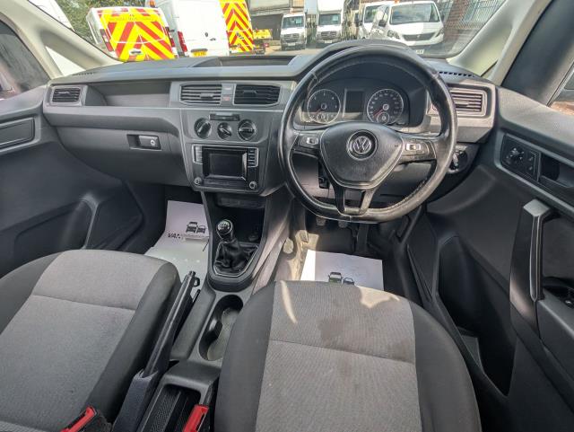 2018 Volkswagen Caddy Maxi 2.0 Tdi Bluemotion Tech 102Ps Startline Van (GF68VJL) Image 17