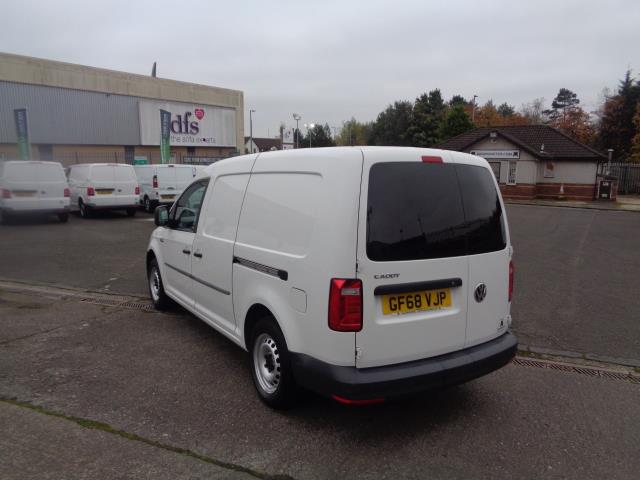 2018 Volkswagen Caddy Maxi C20 2.0 TDi BMT 102PS  Startline Van (GF68VJP) Image 9