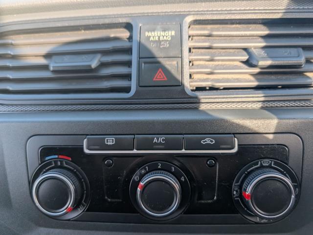 2018 Volkswagen Caddy 2.0 Tdi Bluemotion Tech 102Ps Trendline [Ac] Van (GF68VKG) Image 21