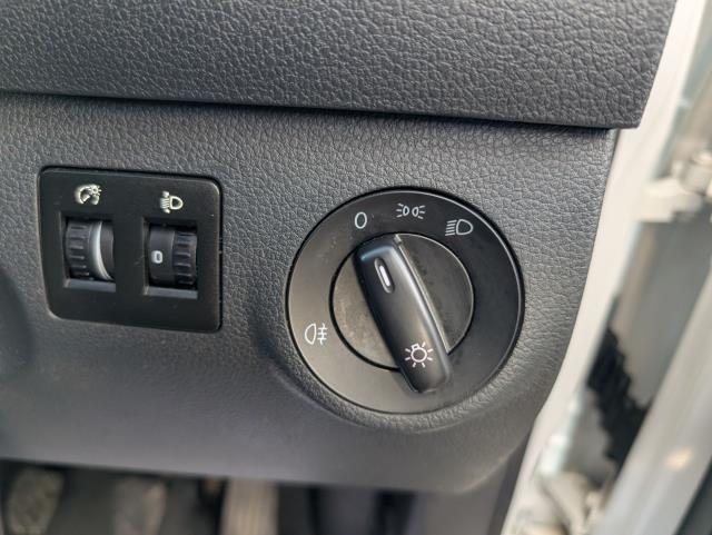 2018 Volkswagen Caddy 2.0 Tdi Bluemotion Tech 102Ps Trendline [Ac] Van (GF68VKG) Image 18